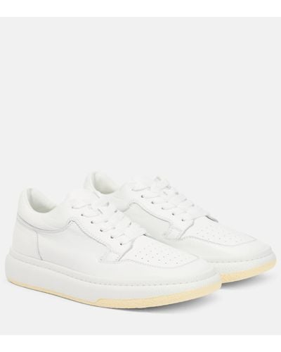 MM6 by Maison Martin Margiela Low-top Leather Trainers With A Square Toe - White