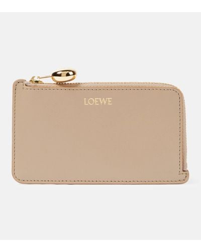 Loewe Luxury Pebble Coin Cardholder In Shiny Nappa Calfskin For - Natural