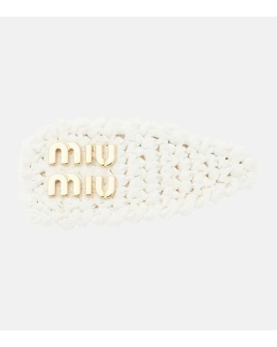 Miu Miu Fermacapelli in crochet con logo - Neutro