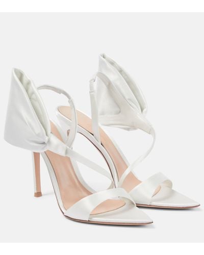 Gianvito Rossi Sandales de mariee Dositea en satin - Blanc