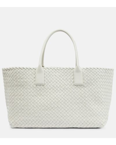 Bottega Veneta ‘Cabat Small’ Shopper Bag - White