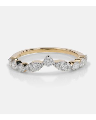 STONE AND STRAND Muse Tiara 10kt Gold Ring With Diamonds - Metallic