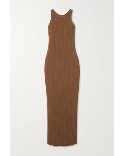 TotÃªme Synthetic Ribbed Jersey Midi Dress in Brown - Lyst