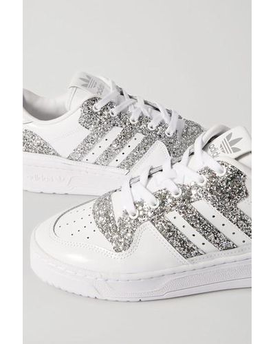 rivalry low trainers sparkle white