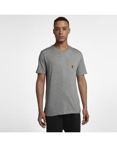 Nike Cotton Court Heritage Pocket Men's Tennis T-shirt in Dark Grey Heather  (Gray) for Men - Lyst