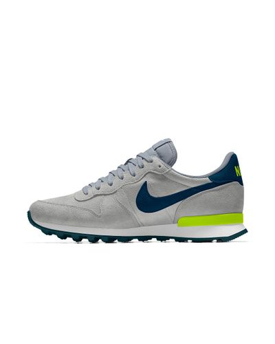 nike internationalist mid id