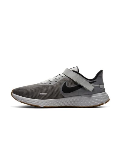 Nike Revolution 5 Flyease Running Shoe in Grey (Gray) for Men - Lyst