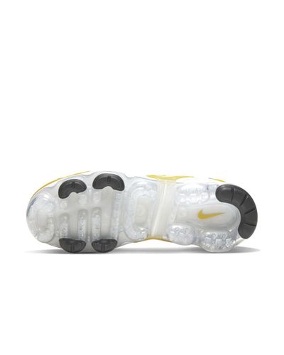 vapormax white dynamic yellow