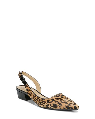 naturalizer banks pump