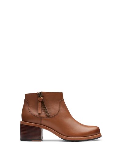 clarks clarkdale dawn bootie