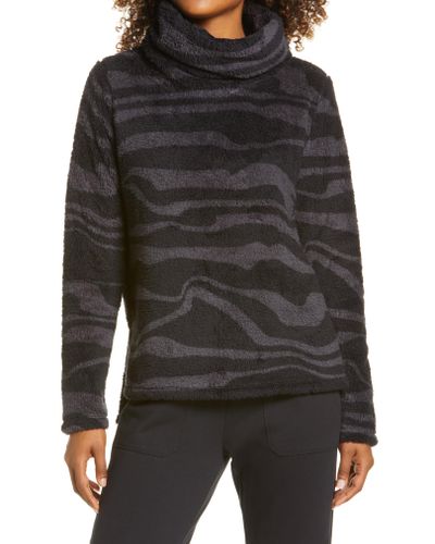 fleece funnel neck pullover