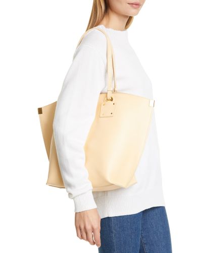 chloe vick leather tote review