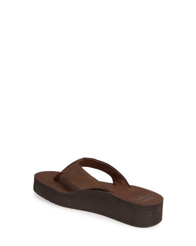 reef cushion butter flip flops