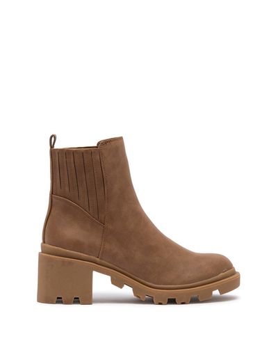 block heel chelsea boots brown