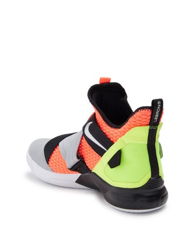 lebron lockdown shoes