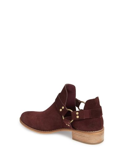 pink fur moon boots