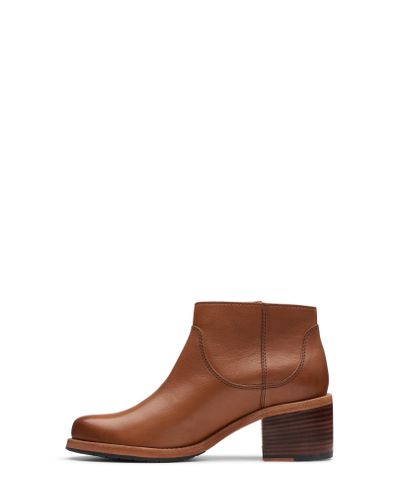 clarks clarkdale dawn bootie
