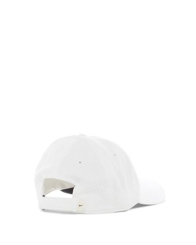 nike 6 panel tailwind cap