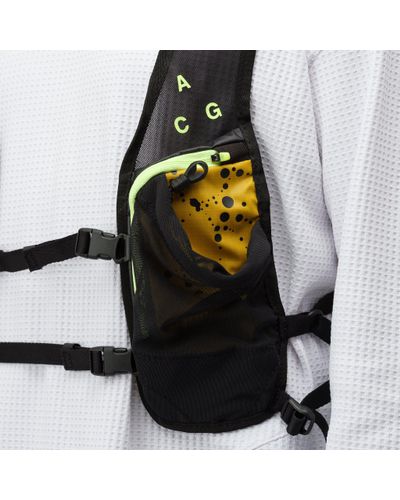 Nike Synthetic Acg Hydration Race Vest In Yellow Ochre/black for Men | Lyst