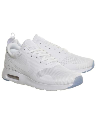 Nike Air Max Tavas in White for Men | Lyst