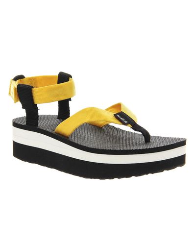 teva black platform