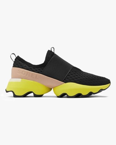 kinetic impact strap sneaker