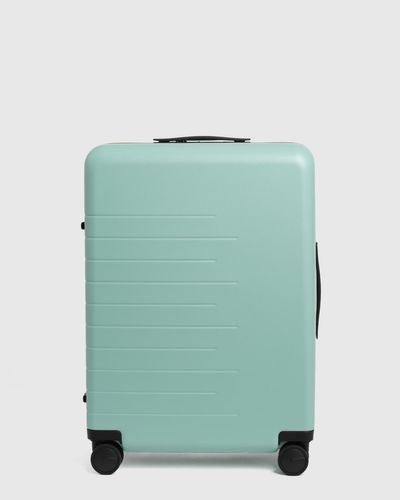Quince Check-In Hard Shell Suitcase 24", Polycarbonte - Green
