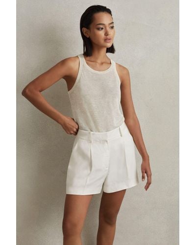 Reiss Lori - White Viscose-linen Front Pleat Suit Shorts - Natural