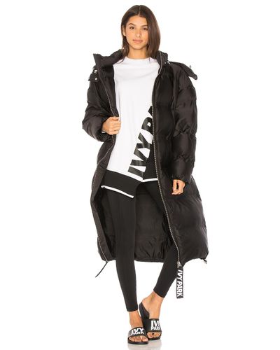 Ivy Park Synthetic Puffer Jacket in Black - Lyst