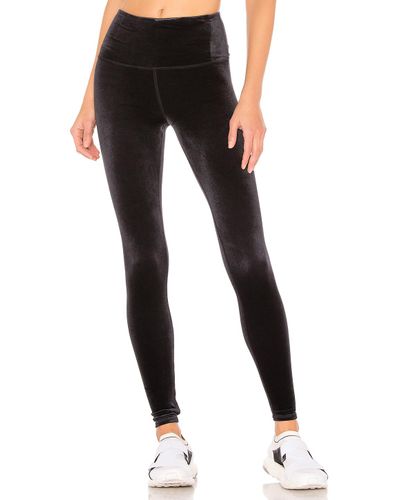 alo yoga velvet leggings