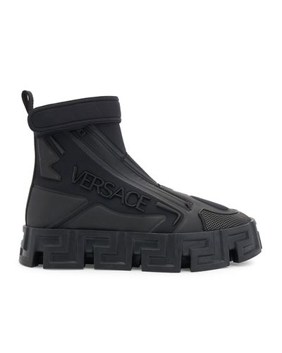 versace greca labyrinth