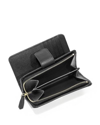 prada medium saffiano tab wallet