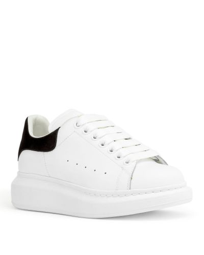 Alexander McQueen Leather White And Black Classic Sneakers - Lyst