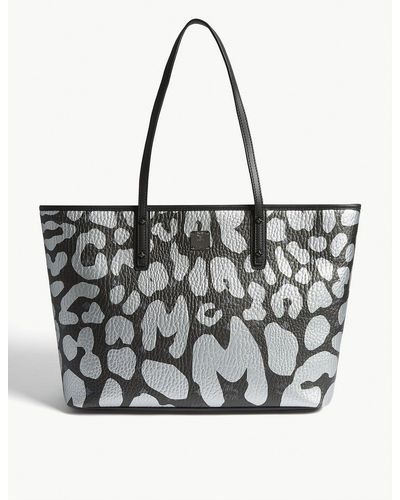 mcm anya leopard tote