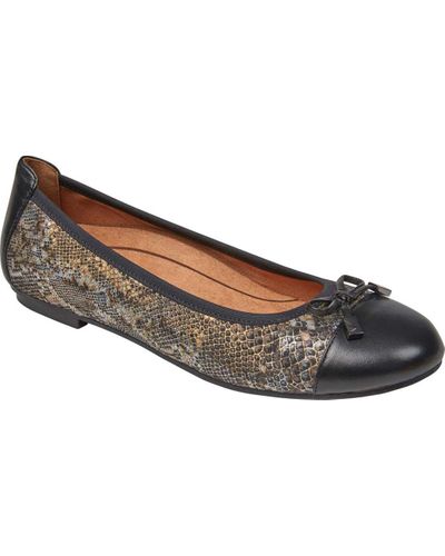 vionic minna leather flat
