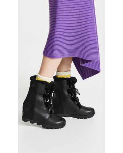 black joan of arctic wedge