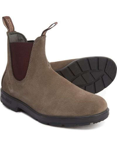 blundstone desert boots