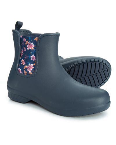 crocs freesail chelsea boot