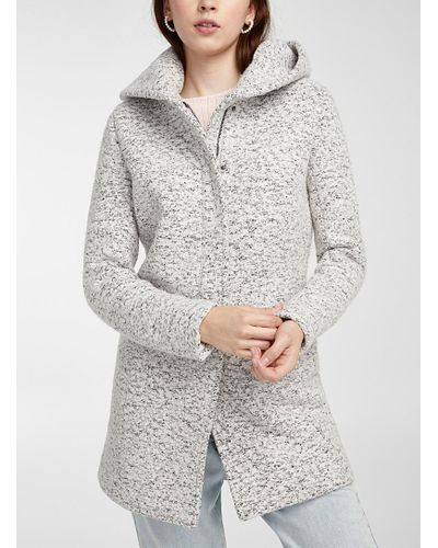 packable cycling windbreaker