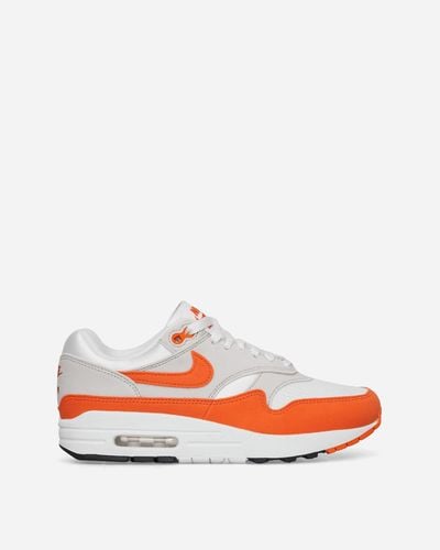 Nike Wmns Air Max 1 Trainers Neutral Grey / Safety Orange - White