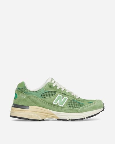 New Balance Made In Usa 993 Trainers Chive / Sea Salt - Green