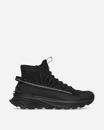Moncler Monte Runner Sneakers - Black