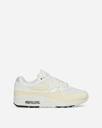 Nike Wmns Air Max 1 Trainers / Alabaster - White