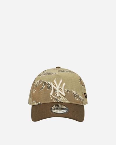 KTZ New York Yankees 9Forty A-Frame Adjustable Cap Two-Tone Tiger Camo - Natural