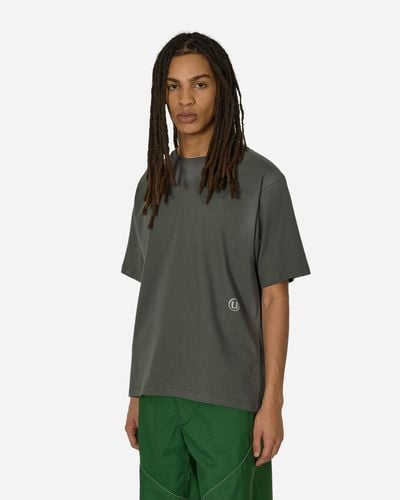 UNAFFECTED Sprayed Graphic T-shirt Charcoal - Green