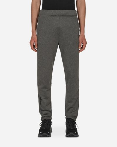 3 MONCLER GRENOBLE Day-namic Jersey Joggers Grey