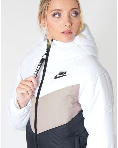 Nike W Nsw Wr Syn Fill Jkt Hd Women's Jacket In Multicolour - Lyst
