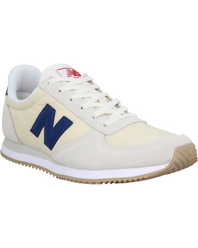 220 toile Femme Ecru femmes Chaussures en Beige New Balance en ... 220 toile Femme Ecru femmes Chaussures en Beige New Balance en ...