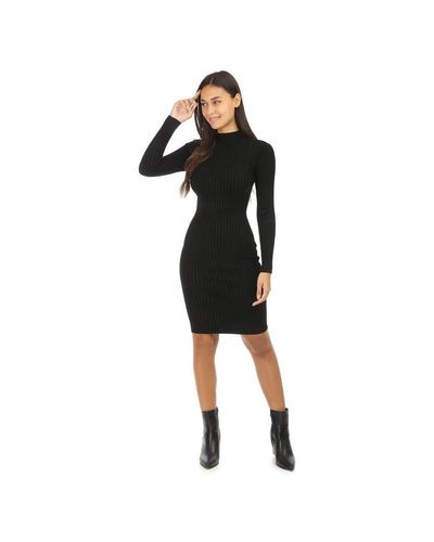 robe pull noire moulante