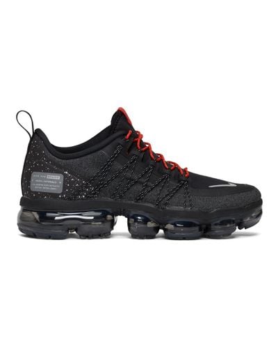 nike black and red air vapormax run utility sneakers
